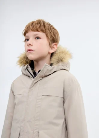 Anorak avec capuche effet peau lainée