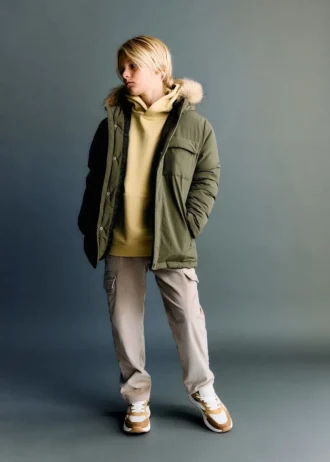 Anorak avec capuche effet peau lainée
