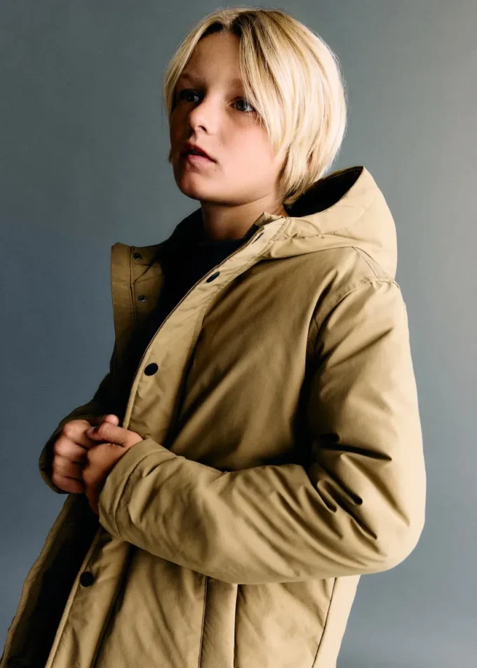 Anorak à capuche avec boutons