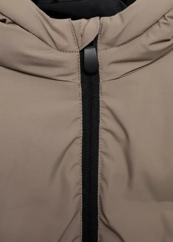 Anorak long rembourré avec capuche