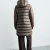 Anorak matelassé mi-long à capuche