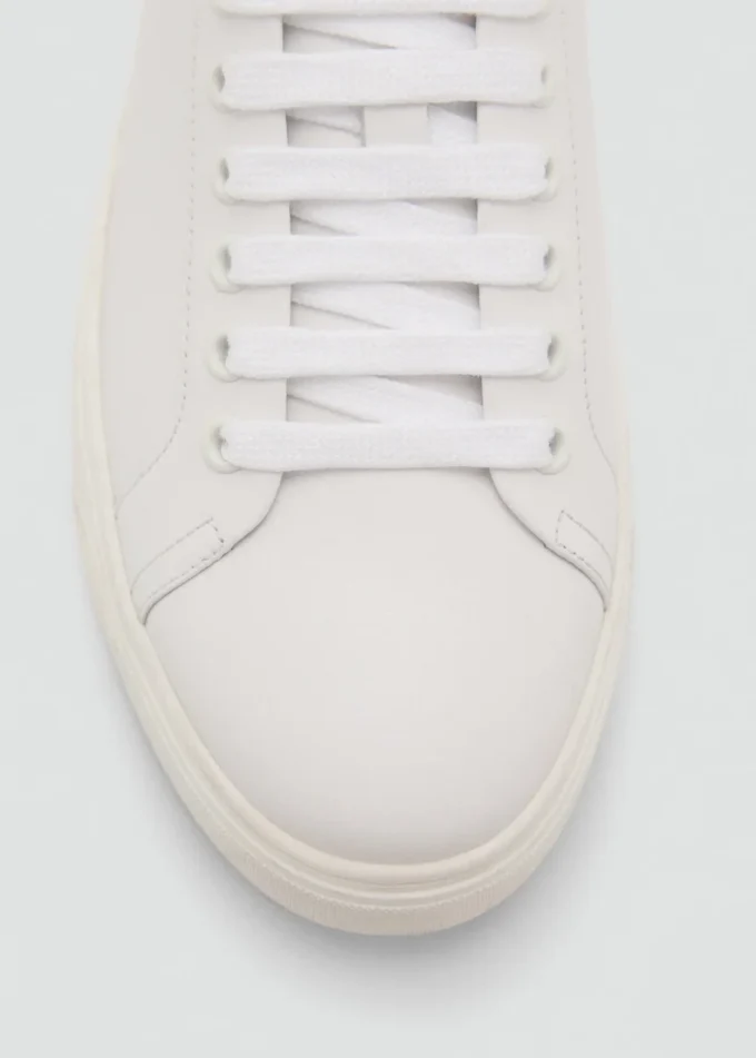 Baskets à empiècements en cuir