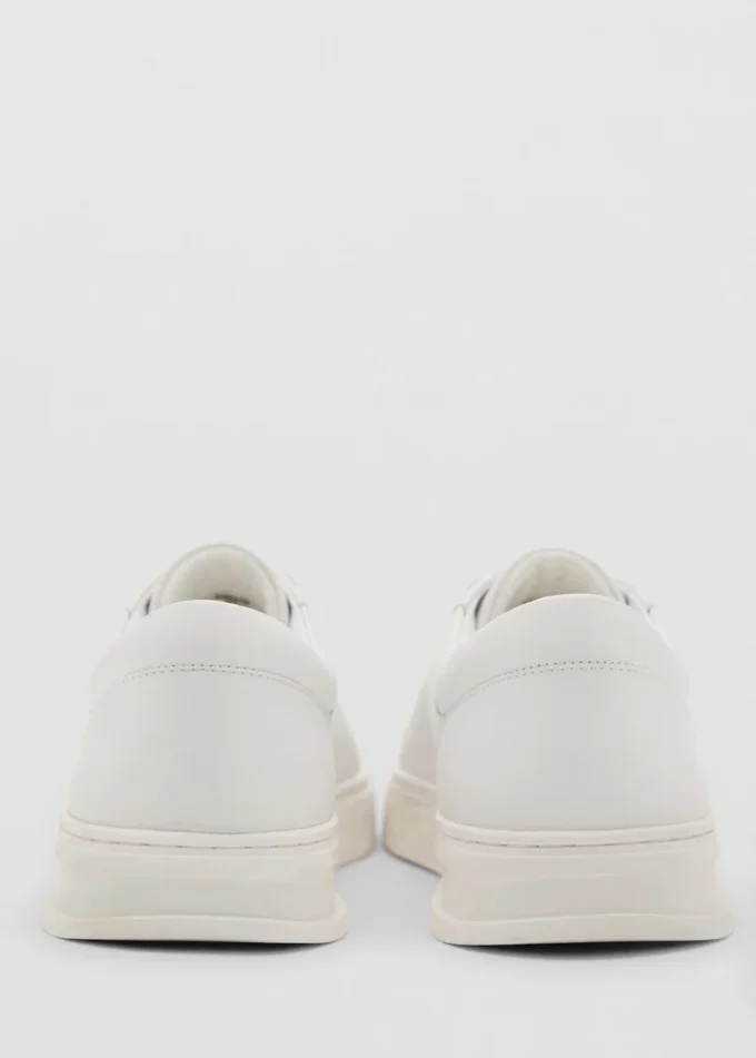 Baskets à empiècements en cuir