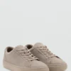 Baskets en daim