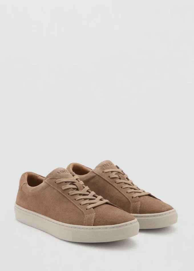 Baskets en daim