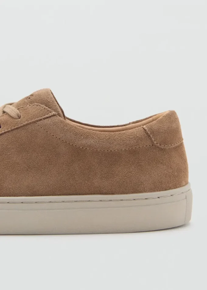 Baskets en daim