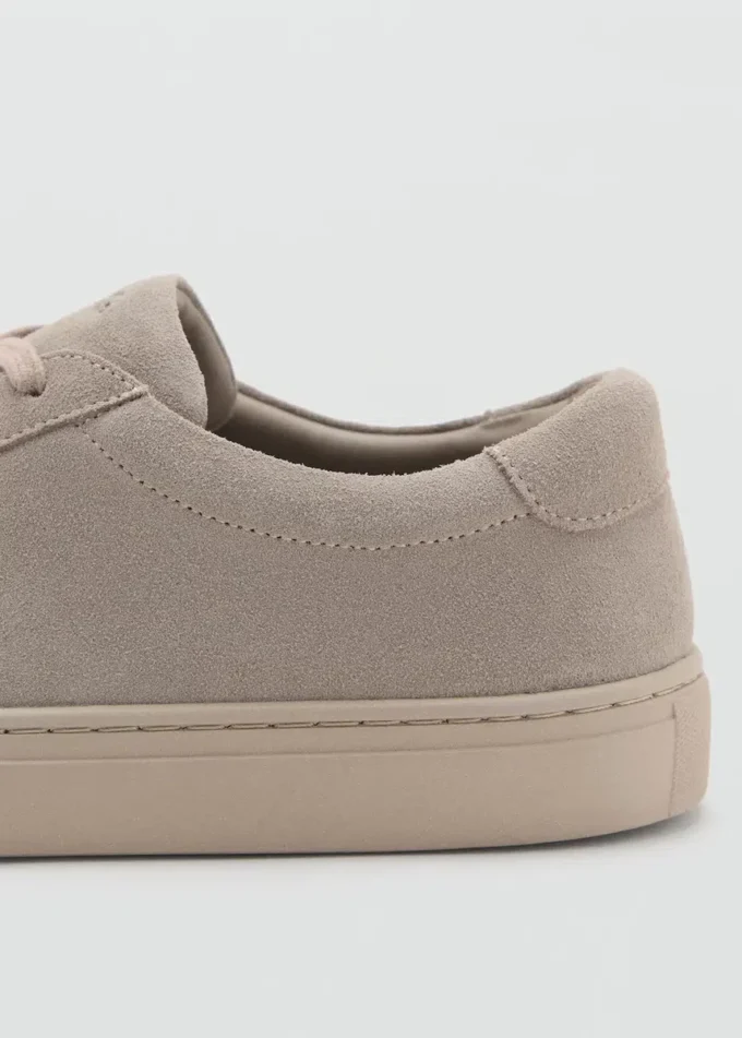 Baskets en daim