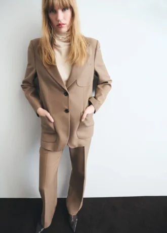Blazer de costume en laine mélangée avec poches