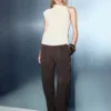Blouse asymétrique avec détail métallique