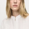 Blouse avec détails en dentelle