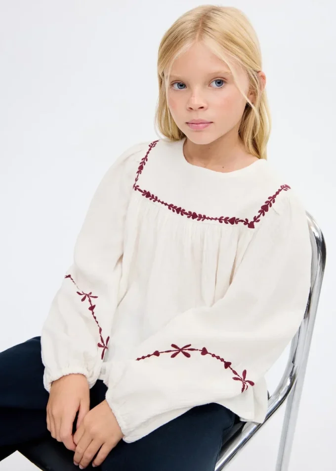 Blouse brodée Bambula
