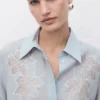 Blouse brodée en lyocell
