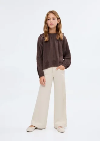 Blouse brodée à volants