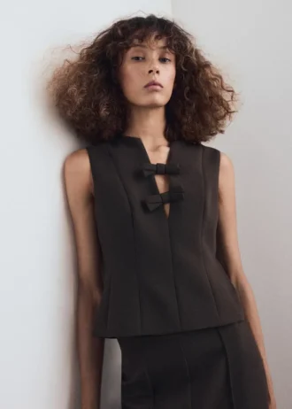Blouse à col en V et nœuds