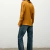 Blouse croisée en satin