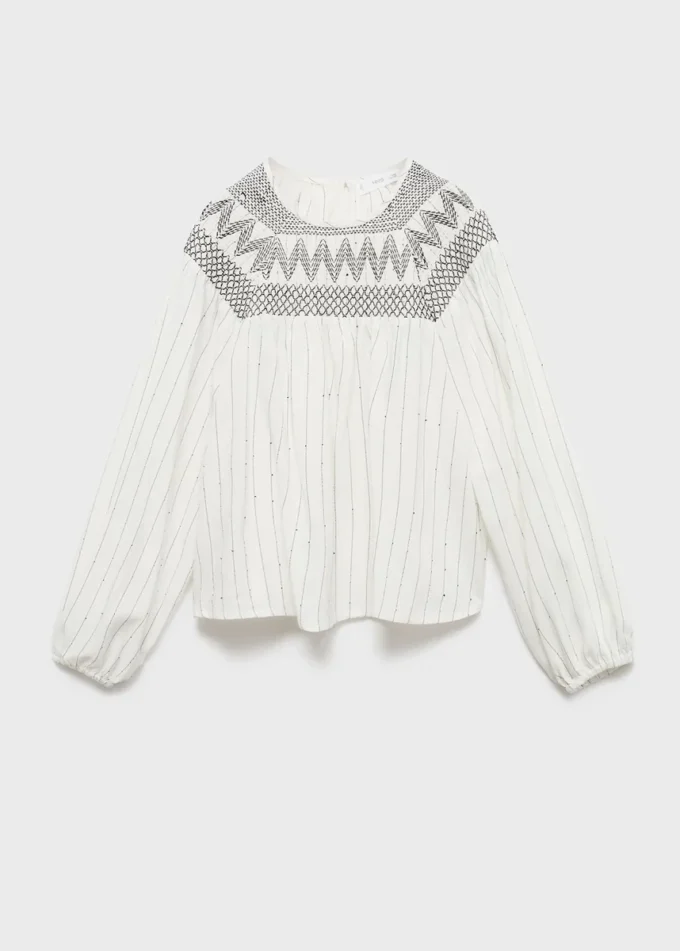 Blouse à détails brodés