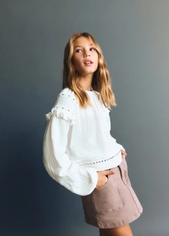 Blouse en coton brodé