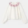 Blouse en coton brodé
