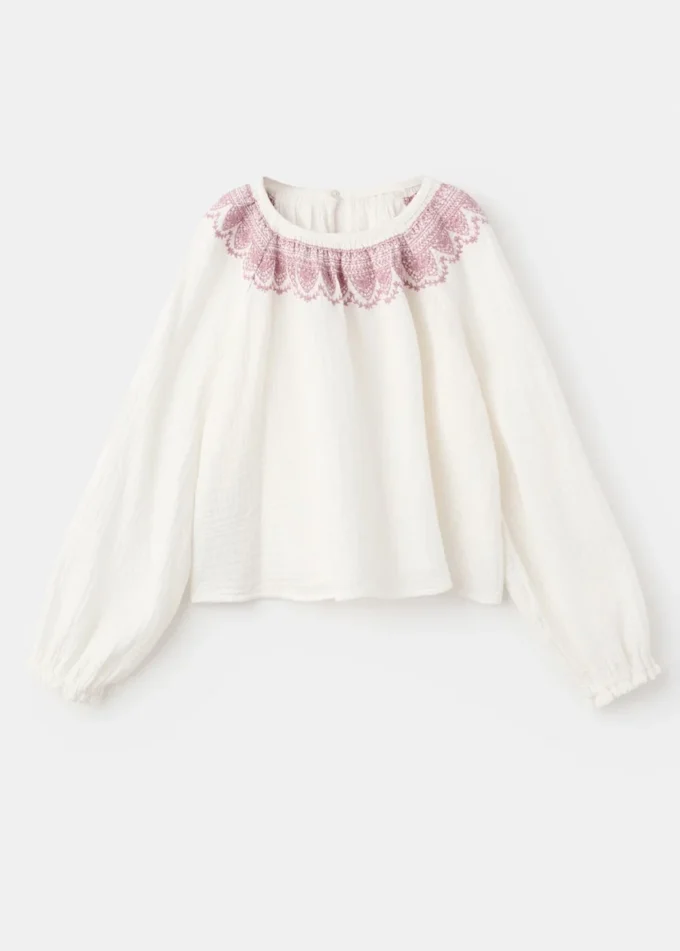 Blouse en coton brodé