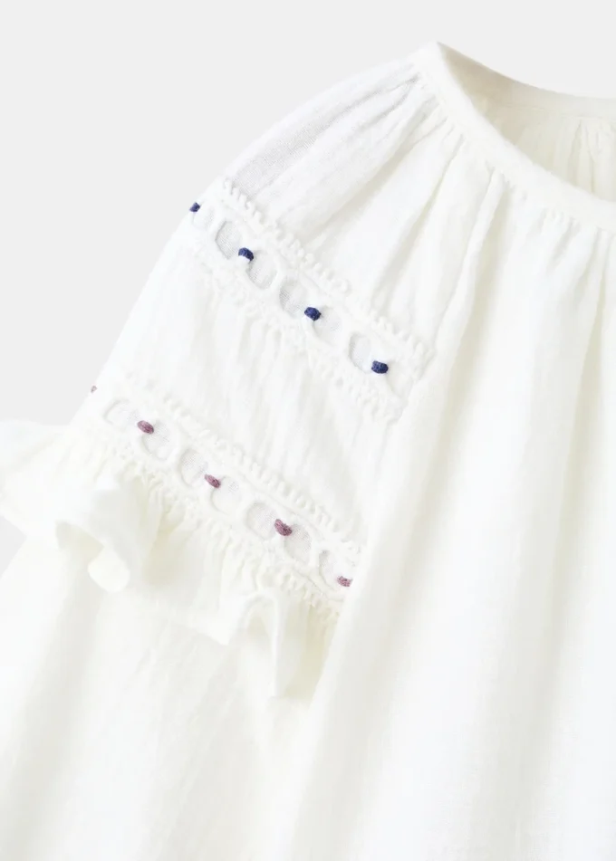 Blouse en coton brodé
