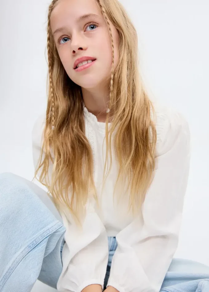 Blouse en coton et dentelle