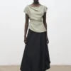 Blouse en modal à col asymétrique