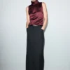 Blouse en satin à col montant