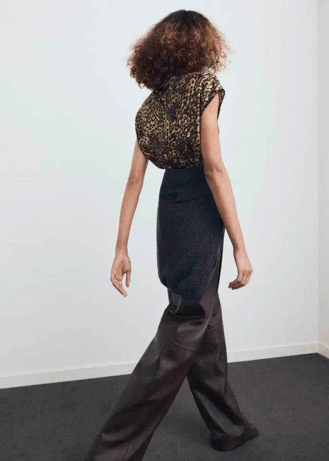 Blouse en satin imprimé léopard
