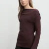 Blouse à encolure asymétrique