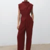 Blouse à encolure drapée et ceinture