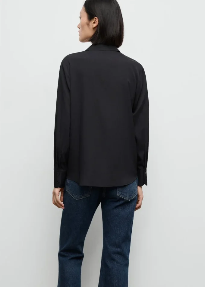 Blouse fluide à manches longues