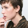 Blouse à imprimé animalier et col drapé