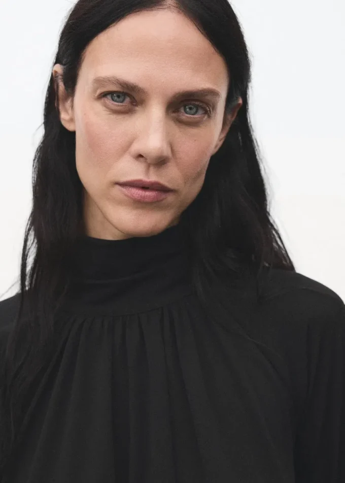 Blouse à manches évasées et volants