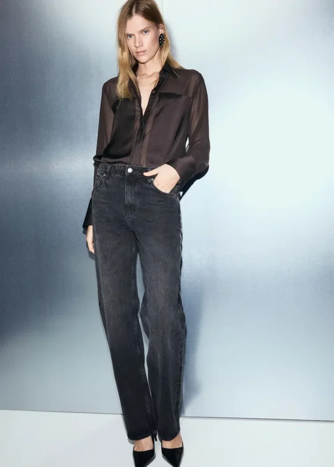 Blouse semi-transparente avec empiècements