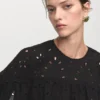 Blouse à volants brodés