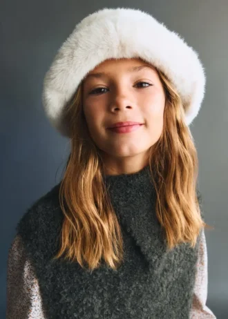 Bonnet effet fourrure