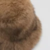 Bonnet en fausse fourrure
