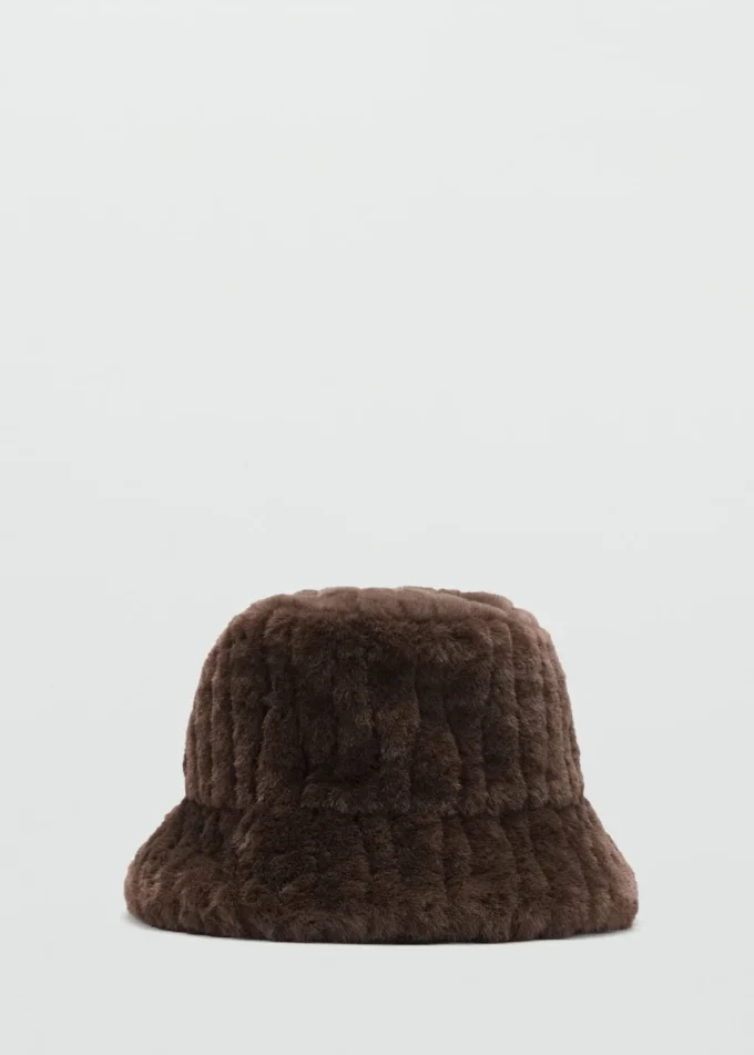 Bonnet en fausse fourrure