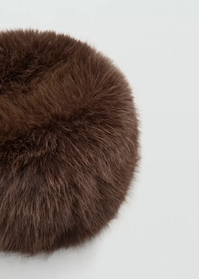 Bonnet en fausse fourrure