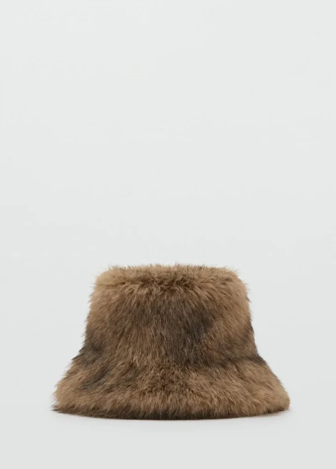Bonnet en fausse fourrure