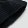 Bonnet en maille côtelée