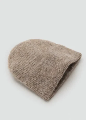 Bonnet en maille côtelée