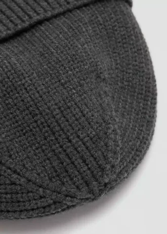 Bonnet en maille côtelée
