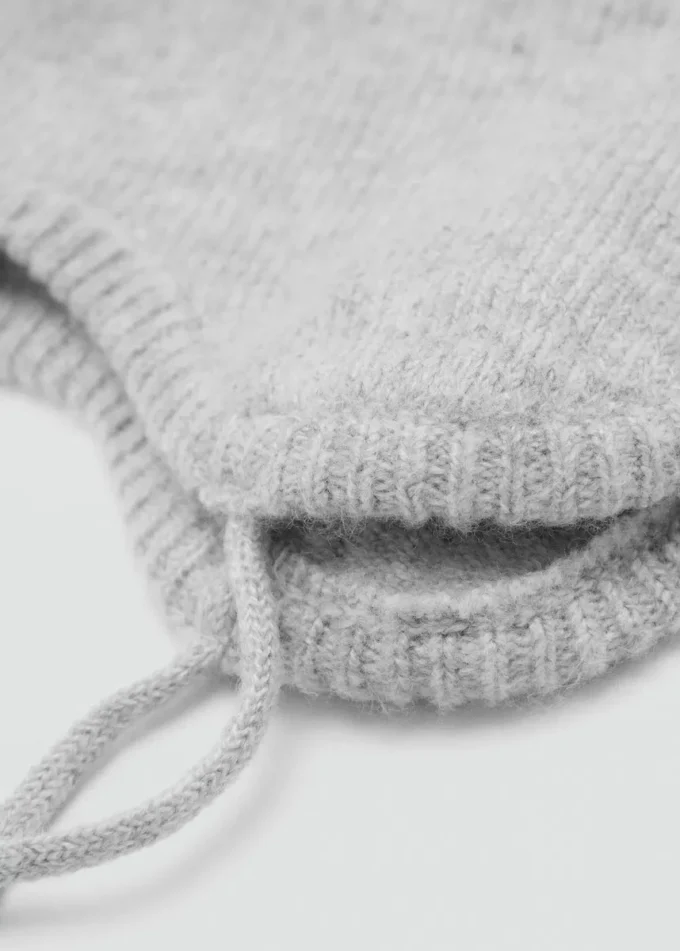 Bonnet à pompon avec motif jacquard