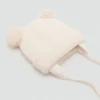 Bonnet à pompon en tricot