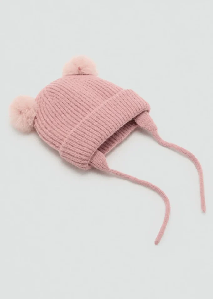 Bonnet à pompon en tricot