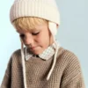 Bonnet à pompon en tricot
