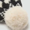 Bonnet à pompon en tricot