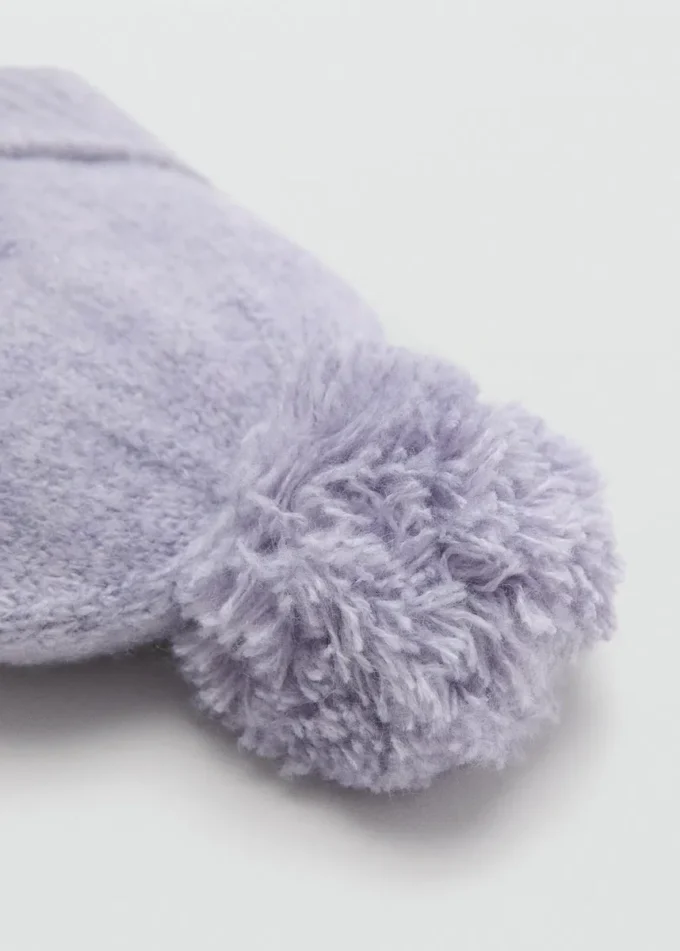 Bonnet à pompon en tricot