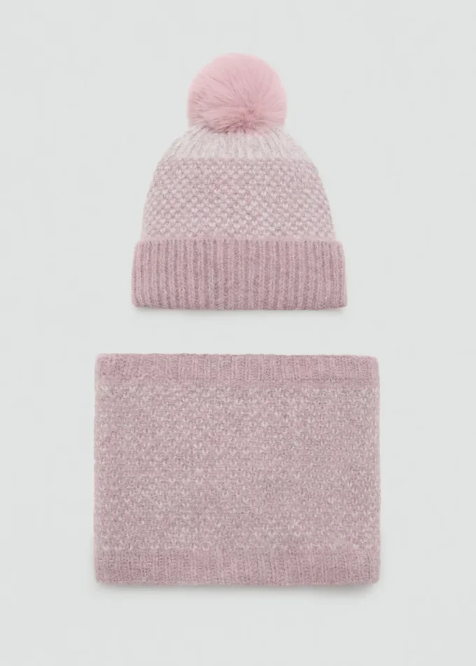 Bonnet à pompon en tricot
